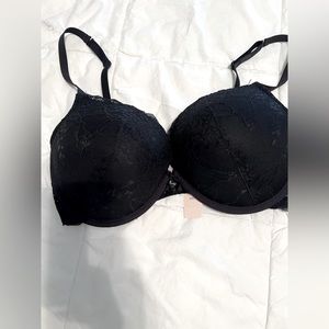 La Senza Push Up Bra - 38D - Brand New with tags attached